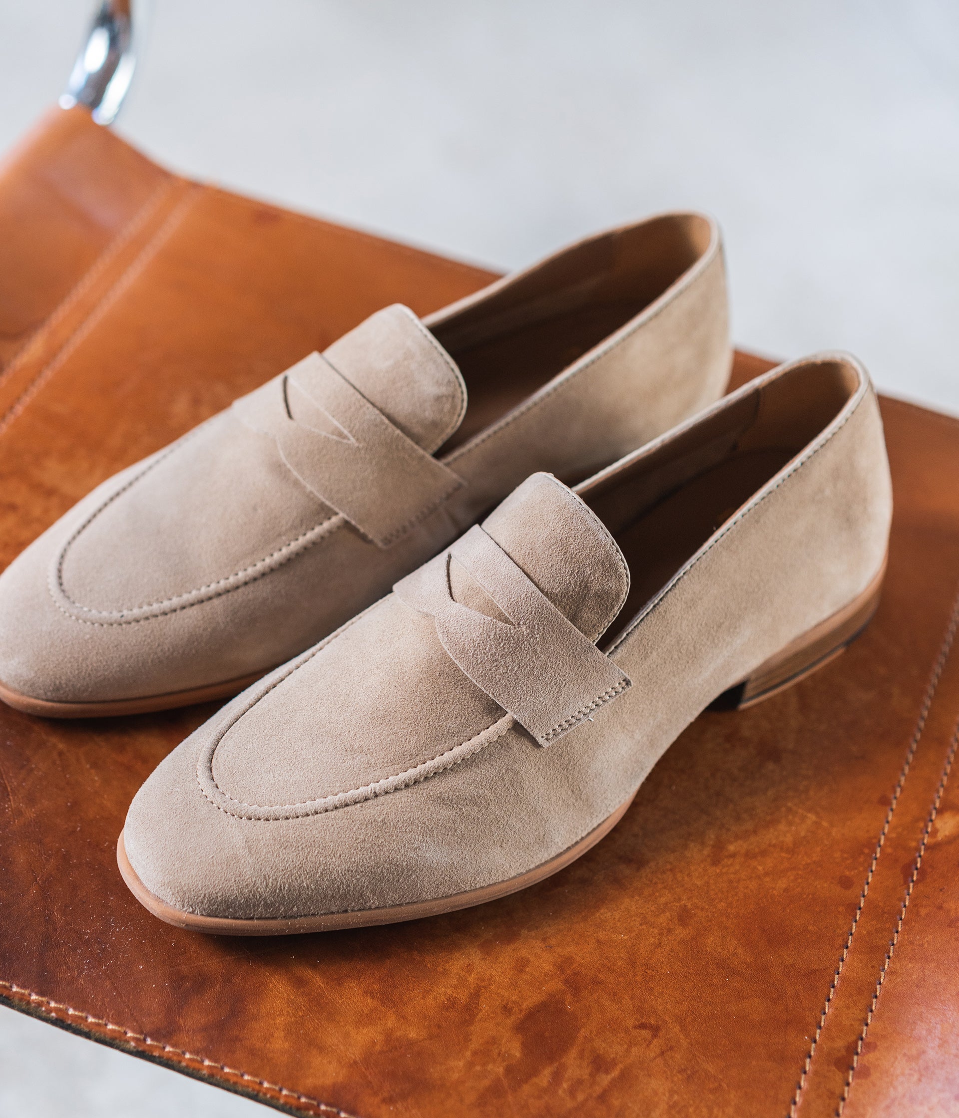 Mens beige loafer shoes hotsell