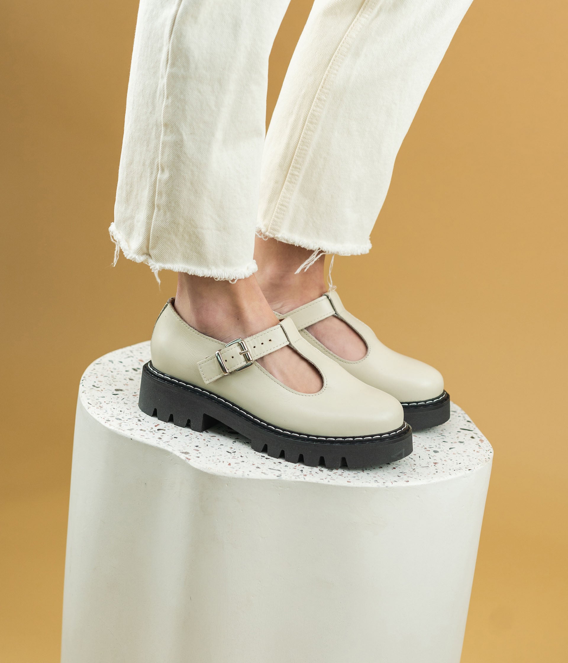 OFF WHITE CARILLON T BAR SHOE Flats Loafers WOMEN Bocage