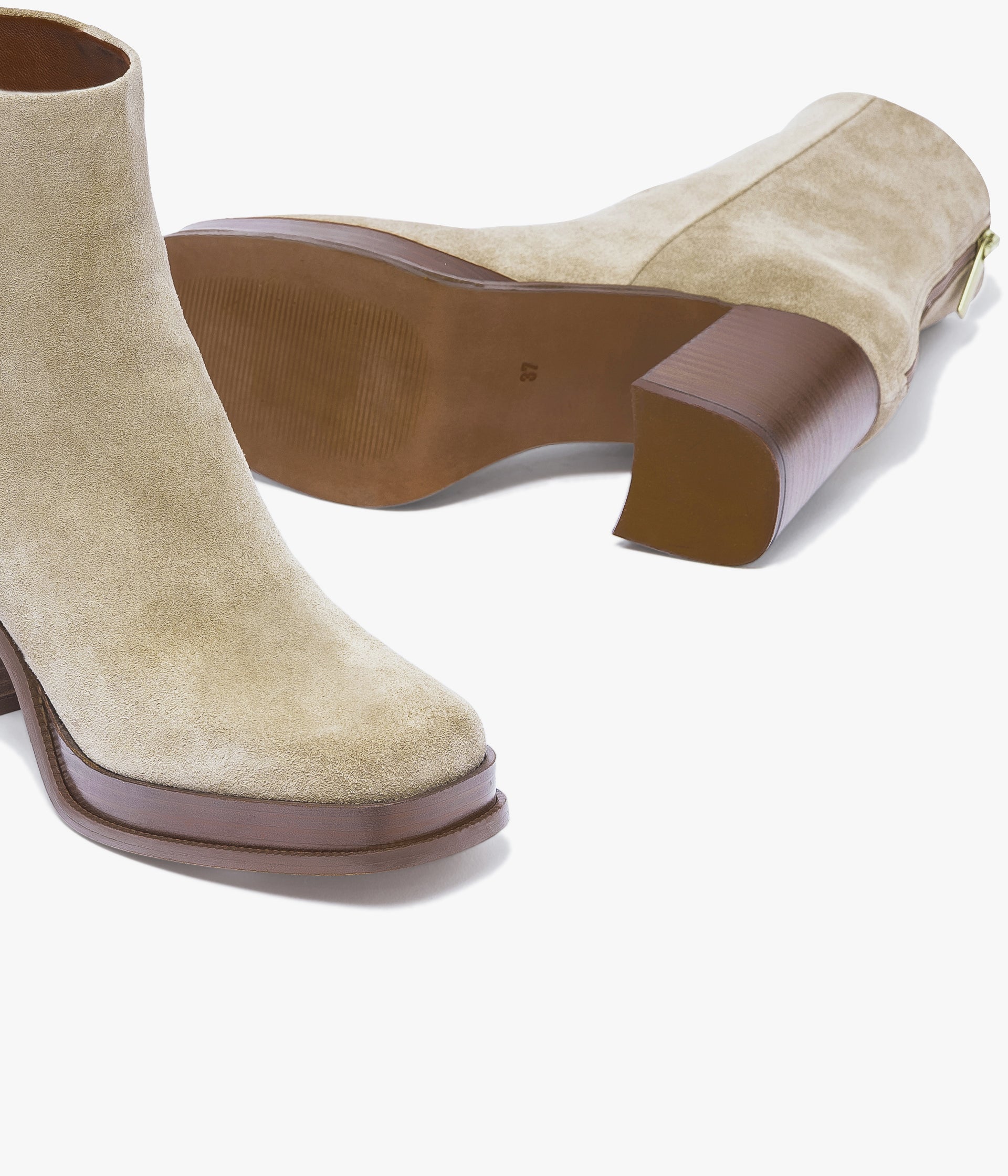 Beige color boots on sale