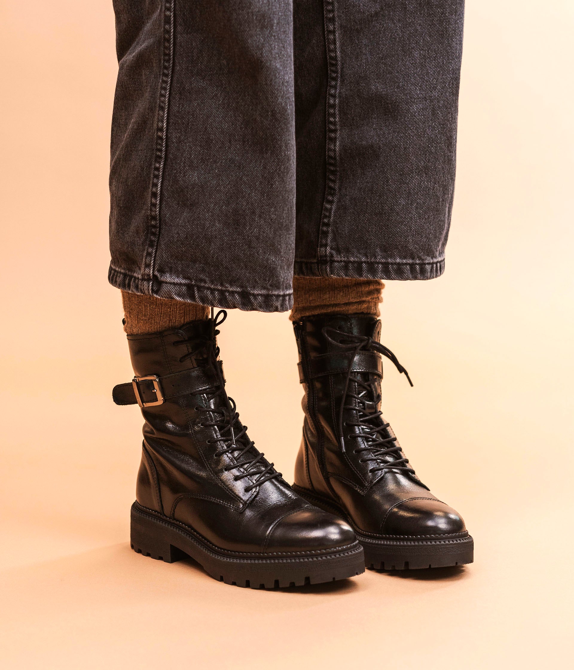 Dolce vita sales combat boots