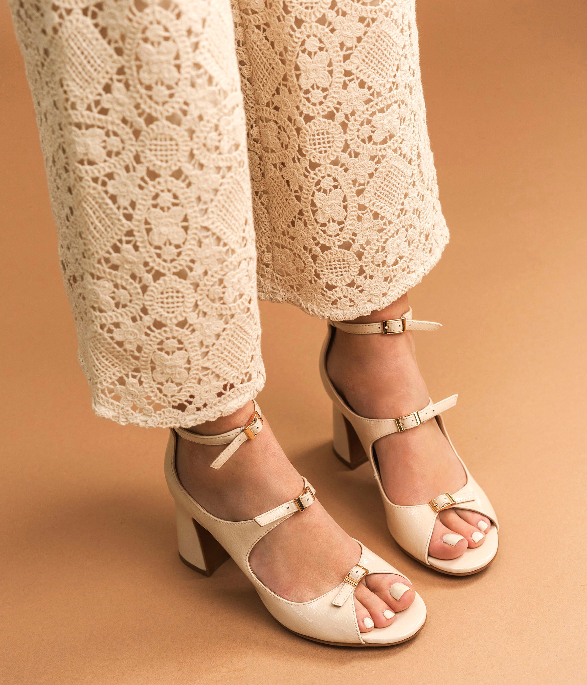 Beige color sandals new arrivals